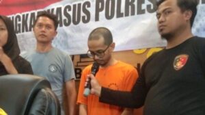 Inilah Tampang DK, Pemilik Agen Perjalanan Wisata Yang Menipu Belasan Korban di Magelang