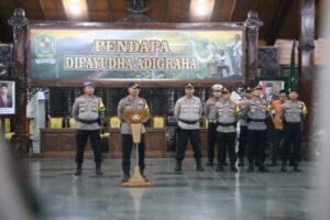 Anggota Polres Banjarnegara Amankan Malam Pergantian Tahun Baru