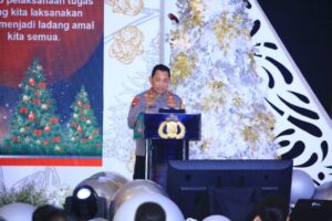 Acara Natal Bersama Polri, Kapolri Titipkan Cooling System ke Tokoh Lintas Agama