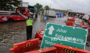 Semarang Diguyur Hujan Lebat Seharian, Sejumlah Daerah Tergenang Banjir