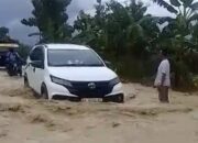 Banjir Landa Rembang Setelah Hujan Deras Sejak Siang