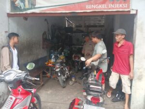 Polsek Pancur Rembang Sosialisasi Larangan Knalpot Tidak Standar di Bengkel Sepeda Motor