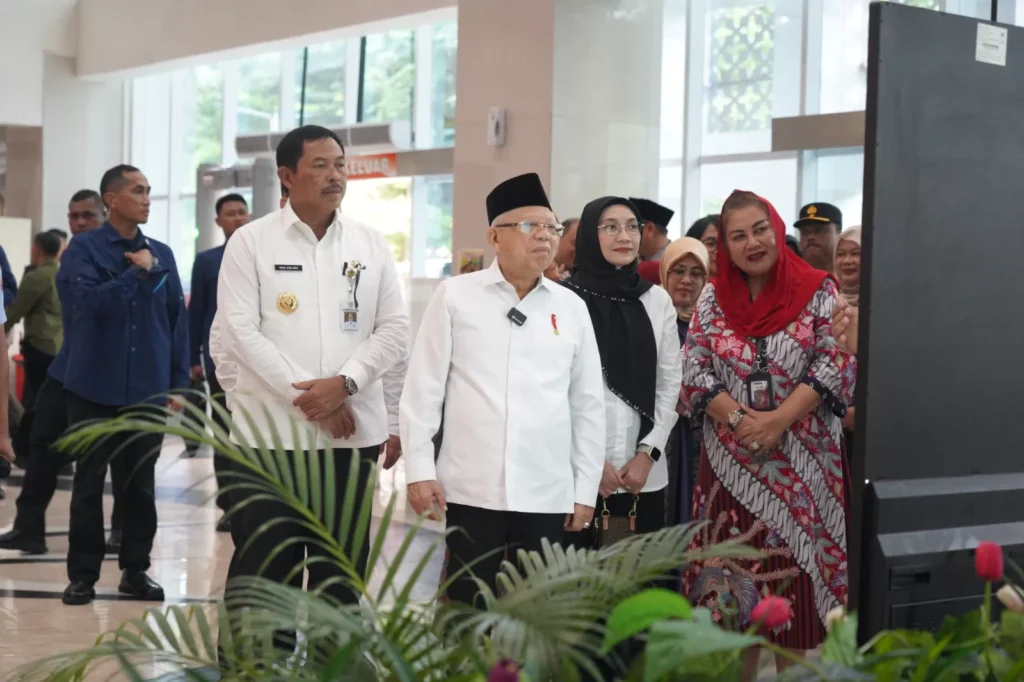 Bertolak dari Semarang, Wapres RI Hadiri Haul Mbah Ma’shoem Lasem & Ziarah ke Mbah Muttamakin Pati