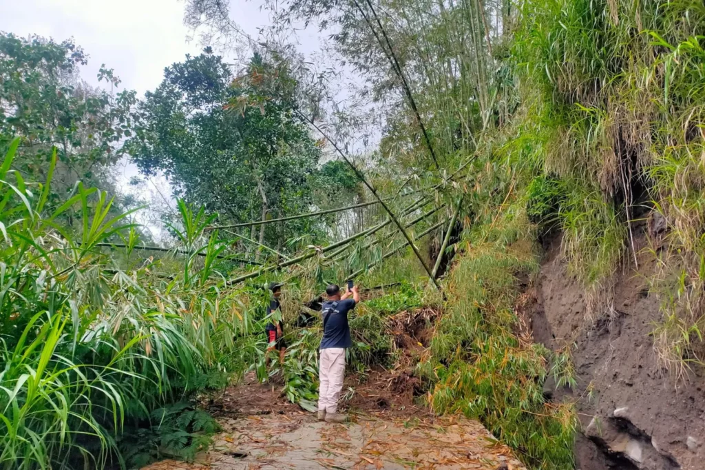 Terdampak Longsor, Akses Dua Desa di Kecamatan Selo Putus, Alat Berat Tak Bisa Jangkau Lokasi