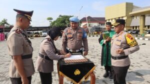 Upacara Sertijab Wakapolres Sukoharjo Dipimpin Kapolres