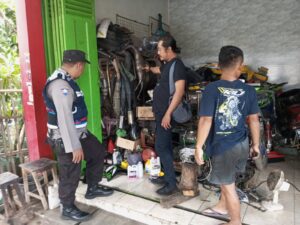 Hindari Kebisingan, Bhabinkamtibmas Himbau Bengkel Motor di Wilayah Hukum Polsek Tlogowungu