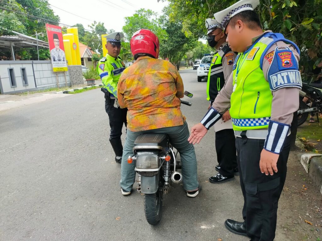 Enam Lokasi di Pati Dijaga Ketat, 28 Pelanggar Lalu Lintas Mendapatkan Sanksi