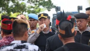 Personil Polres Lamandau Amankan Demo Petani Perkebun Dipimpin Kapolres