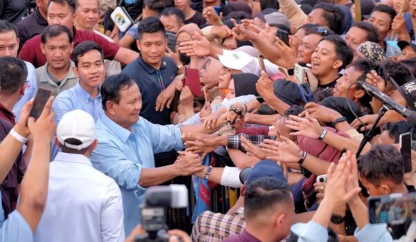 Kampanye di Jember, Prabowo Gibran Disambut Ratusan Ribu Pendukung