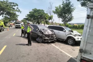 Kecelakaan Karambol Pantura Lasem Libatkan 3 Mobil, Salah Satunya Ditumpangi Pejabat Kejaksaan