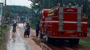 Penjelasan Polisi Soal Viral Jalan Berlumpur Picu Pemotor Berjatuhan di Pekalongan