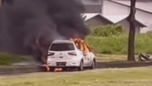 Ini Penjelasan Polisi Soal Viral Video Mobil Terbakar di Semarang