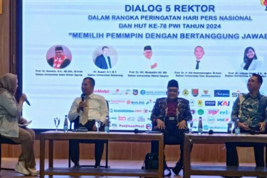 Dialog 5 Rektor di USM, Prof Dharto: Perguruan Tinggi Bisa Menjadi Pelita dari Kegelapan