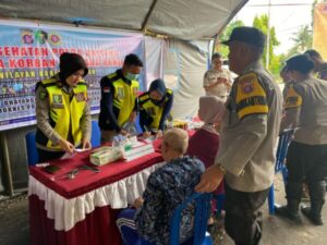 Peduli Korban Banjir, Rumkit Bhayangkara Polda Kalteng Mitigasi Kesehatan Warga Barsel Dan Mura