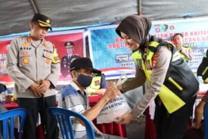 Peduli Masyarakat, Polres Barsel dan Rumkit Bhayangkara Polda Kalteng Gelar Bakti Kesehatan