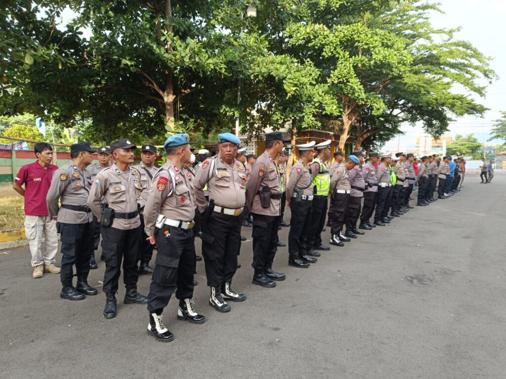 Pasukan Mantap Brata Candi Polresta Pati Bersiaga Amankan Kampanye Capres-Cawapres