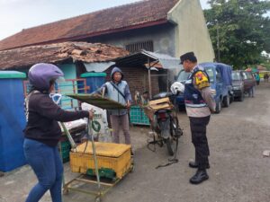 Upaya Kepolisian: Himbauan Terhadap Pedagang Hindari Penjualan Minuman Keras