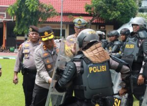 Kesiapsiagaan Jelang Pemilu 2024, Polres Batang Gelar Apel Ton Raimas