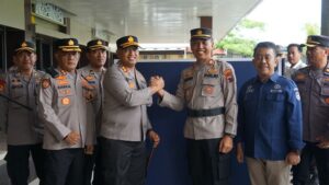 Wujud Perhatian, Polres Batang Ciptakan Kegiatan Positif dengan Olahraga Bersama