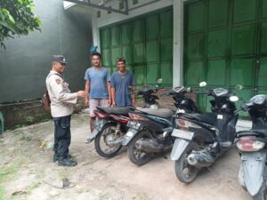 Jumpai Kendaraan Berknalpot Bising, Personel Polsek Sluke Himbauan Pemilik