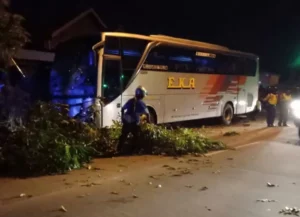 Bus Eka Terguling di Sragen! Begini Nasib Penumpangnya..