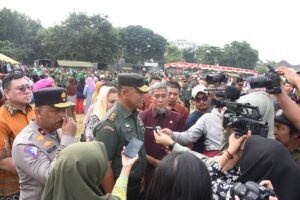 Pasar Murah di Lapangan Garnizun Semarang Diserbu Warga