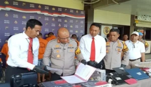 Polres Batang ungkap kasus pencurian barang elektronik di 11 Sekolah