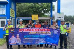 Satlantas Polres Rembang Sosialisasi Ops Keselamatan 2024 di Objek Wisata Pantai