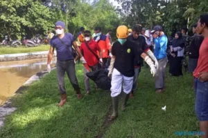 Berawal dari Bau Tak Sedap, Warga Temukan Mayat Warga Bendosari Sukoharjo Mengambang di Saluran Irigasi