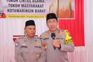 Salah Satu Personel Polres Kobar Dapat Kejutan Umroh dari Kapolda Kalteng