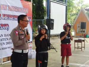 Siswa Pati Diberikan Wawasan Berlalu Lintas dalam Kegiatan LDKS