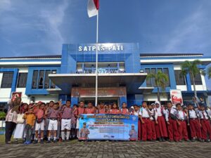 Polisi Sahabat Anak di SD Pati Kidul 3, Satlantas Polresta Pati Berikan Edukasi Tertib Berlalu lintas Sejak Dini