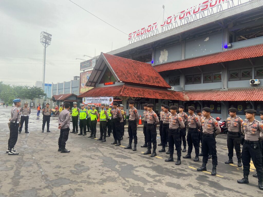 Satlantas Polresta Pati Pamtur Lalin Gebyar Sambut Ramadhan di Halaman Stadion Joyokusumo