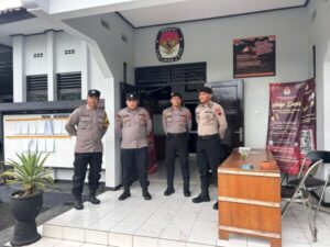 Pasca Pemilu, Polresta Pati Siagakan Personel di Kantor KPU dan Bawaslu Pati