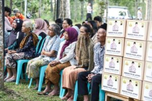 Peduli Warga Lereng Gunung Merbabu, Kapolda Jateng serahkan Bantuan Sosial