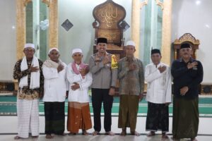 Kapolres Jembrana Gelar “Lapor Ngabuburit Bli” di Masjid Baitussalam Desa Cupel