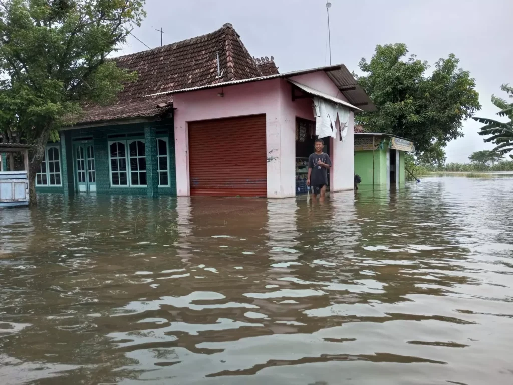 Ketinggian Banjir di Sukolilo Pati Mencapai 1 Meter Lebih