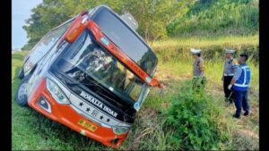 Sopir Bus Rosalia Indah Diamankan Usai 7 Tewas di Kecelakaan Tol Batang