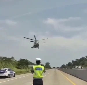 Evakuasi Korban Kecelakaan Bis Rosalia Indah di Tol Batang-Semarang dengan Bantuan Helikopter