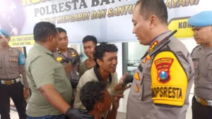 Tiga Pemuda Diduga Penyebar Hoax Menangis di Hadapan Kapolresta Banyuwangi