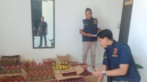 Polres Batang Sita Ratusan Botol Miras dari Rumah Warga di Pringapus Batang, 1 Orang Diamankan