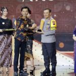Kapolda Jateng Mendapat Penghargaan detikjateng-jogja Awards 2024