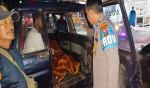 Perahu Pemancing Digulung Ombak di Banyuwangi, Seorang Tewas