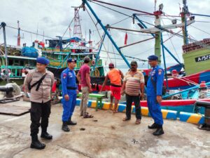 Antisipasi Tindak Kejahatan Personel Satpolair Polresta Banyuwangi Giat Patroli