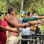 Kabag SDM Polres Rembang Tinjau Latihan Menembak Hari Kedua