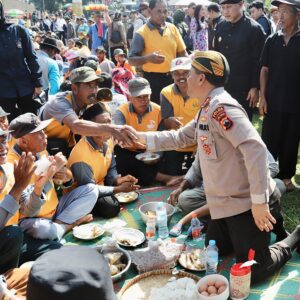 Ciptakan Kamtibmas Kondusif, Kapolda Jateng Sinergi Bersama Petani Temanggung