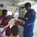 Ditpolairud Polda Kalteng Fasilitasi Anak Pesisir Belajar di Kapal Polisi XVIII-1004