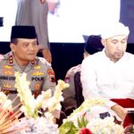 Kapolda Jawa Tengah Hadiri Arrohmaniyah Bersholawat di Rembang