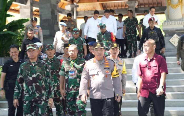Kapolri dan Kapolda Bali dampingi Presiden RI kunjungi Tahura Mangrove