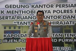 Irjen Pol Djoko Poerwanto Resmikan Gedung Kantor Polsek Menthobi Raya